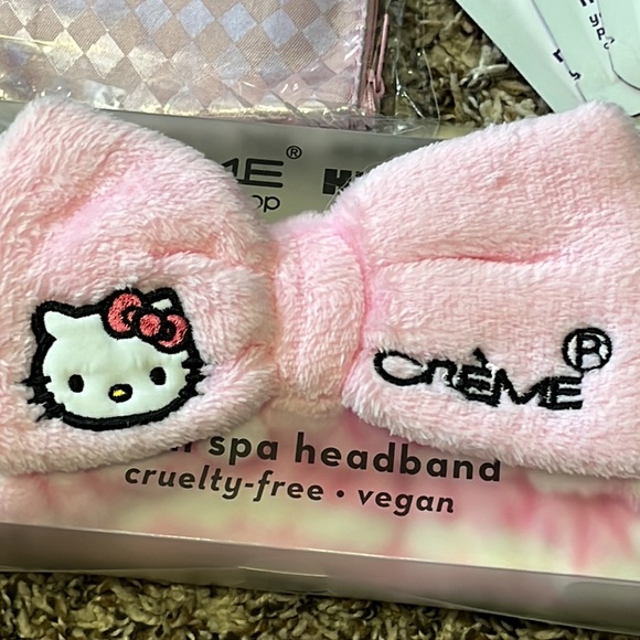 FINAL PRICE DROP 6 piece set Hello Kitty - Picture 3 of 8